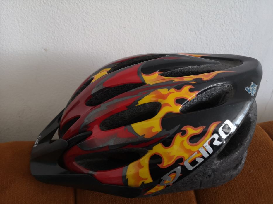 Casca profesionala ciclism Giro