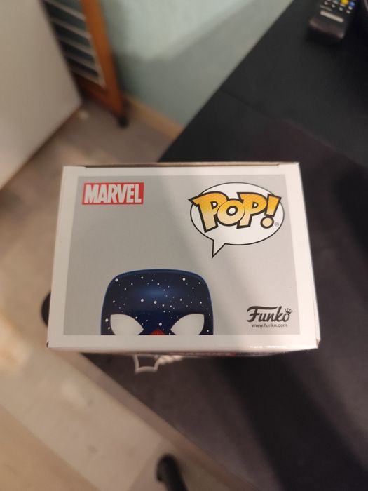 Funko pop фигурка на Spider man Captain Universe