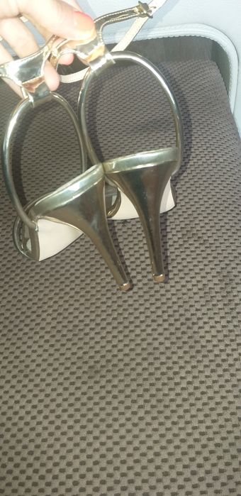 Маркови обувки 38 номер