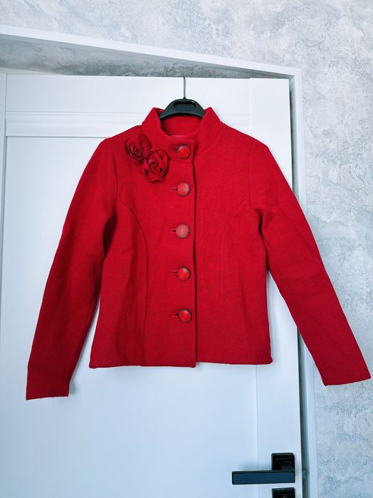 Костюм сатылады