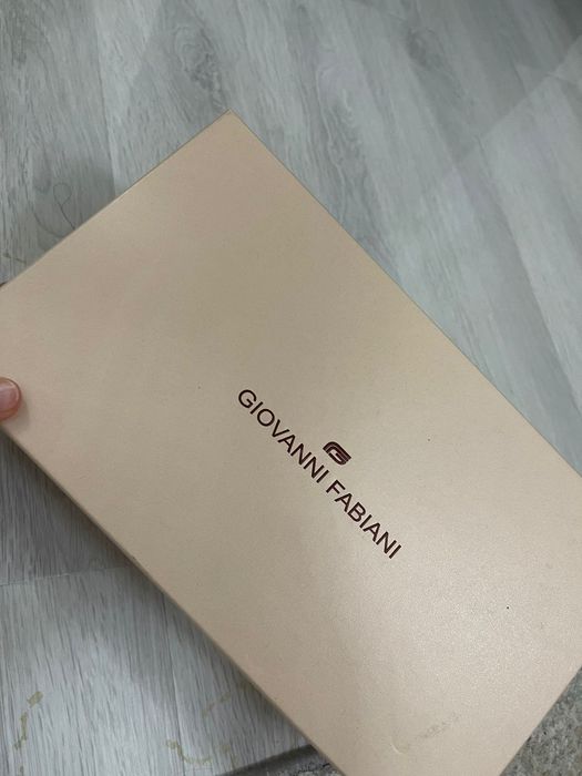 Продаётся красивые туфли