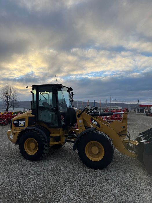 Incarcator frontal Caterpillar 908H2