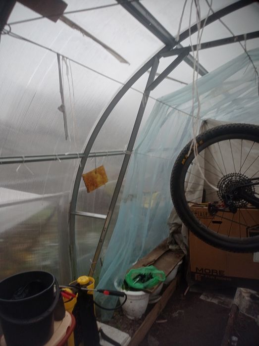 Большая теплица из поликарбоната