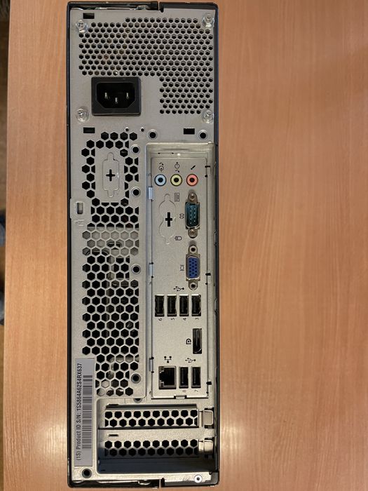 Lenovo m 90 core i 5 8 GB ram