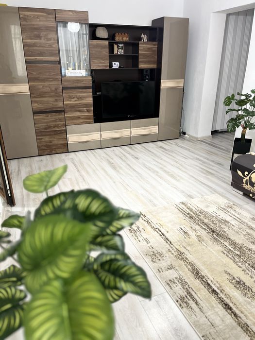 De vanzare apartamnet cu 3 camere!