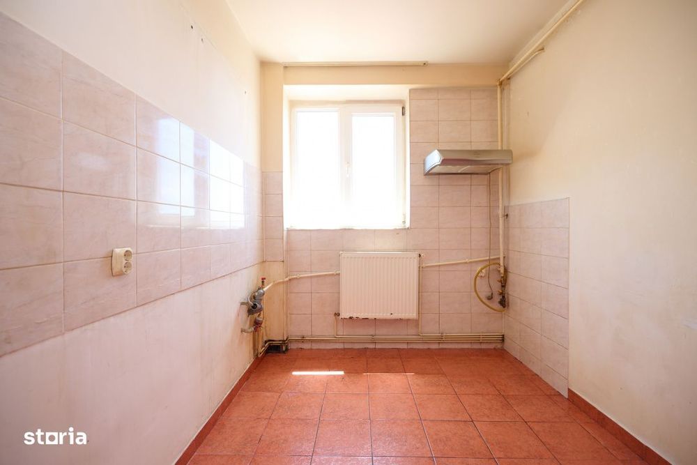 Apartament 4 Camere Decomandat | Craiovei | 3 Balcoane | Parcare