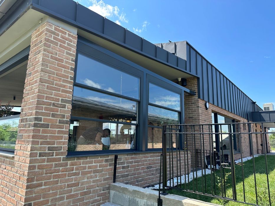 Închideri Terase/Pergole cu sticlă - Ghilotină, Glisantă, Pliantă.