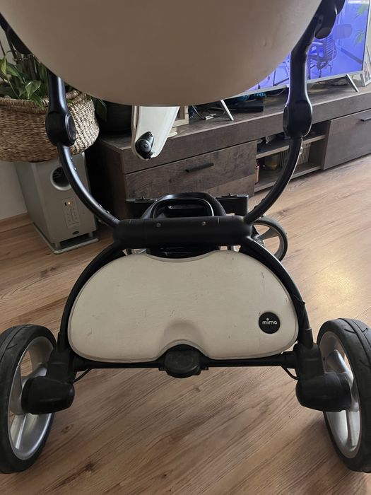 Mima xari  бебешка количка две в едно