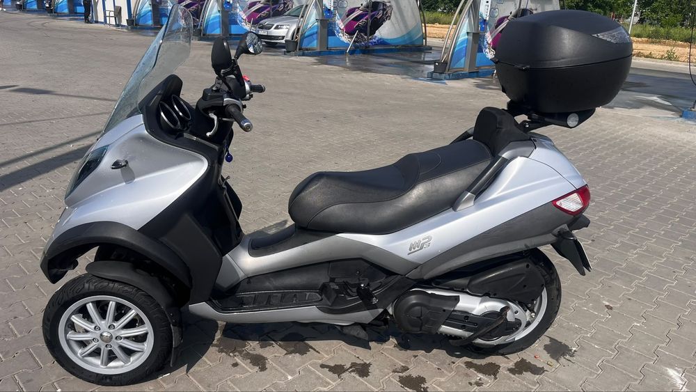 Vand/schimb Piaggio Mp3  CAT B