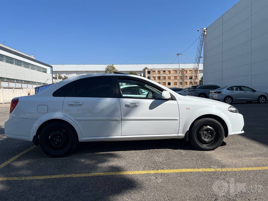 Jentra 3 pozitsiya 2019 yil 285.000 km gaz / benzin