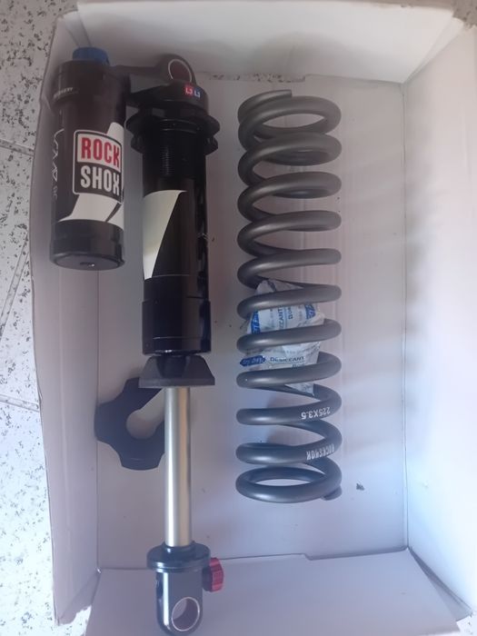 Rockshox Kage RC и пружуна