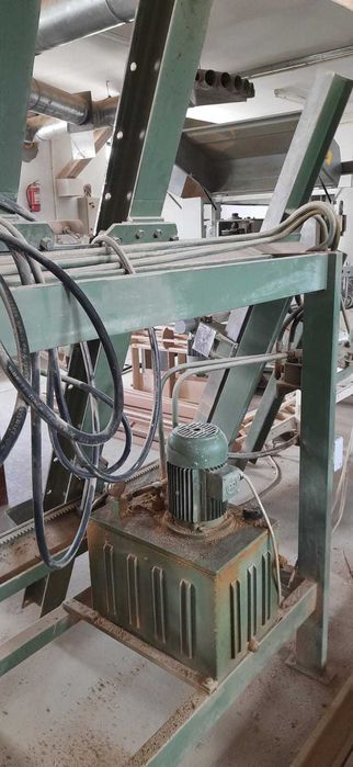 Presa hidraulica ferestre si usi lemn