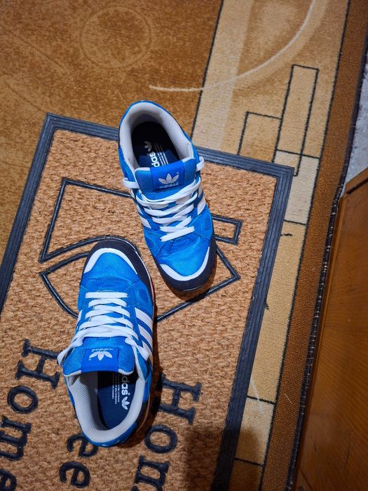 Маратонки Adidas 40н.