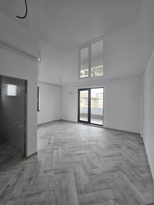 Garsoniera la 90 m de plajă Mamaia Nord - TVA inclus in preț.