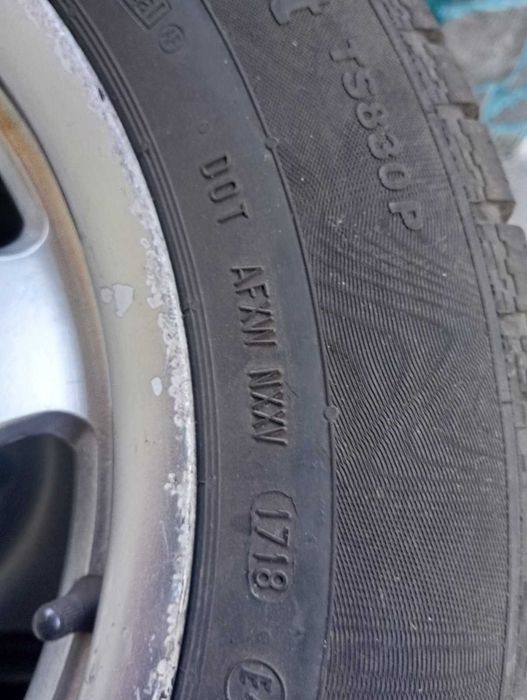 Всесезонни гуми Continental с оригинални, алуминиеви джанти Мерцедес