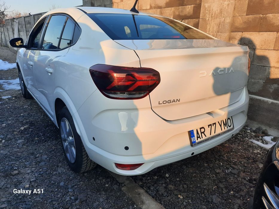 Vând Logan, 2024, Climatronic,  încălzire în scaune