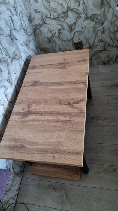 Журнальный столик