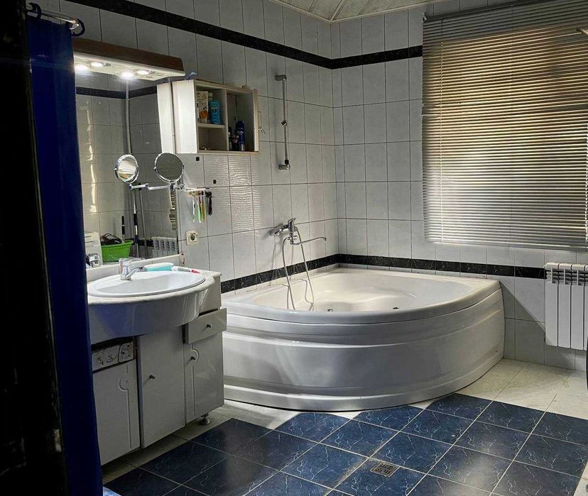 4 хоналик квартира сотилади 4/1/5 Коратош мавзеси