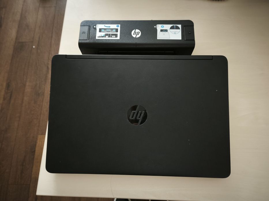 Продавам запазен Лаптоп HP