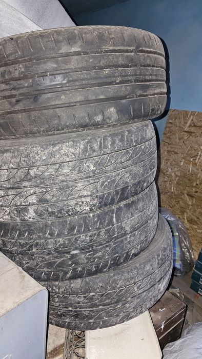 Продам Резину r16