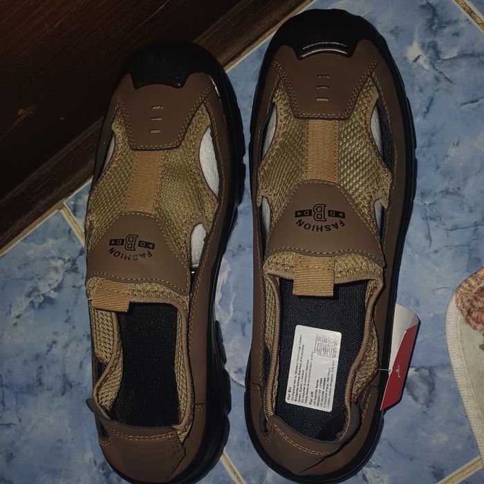 Продам мужские сандали