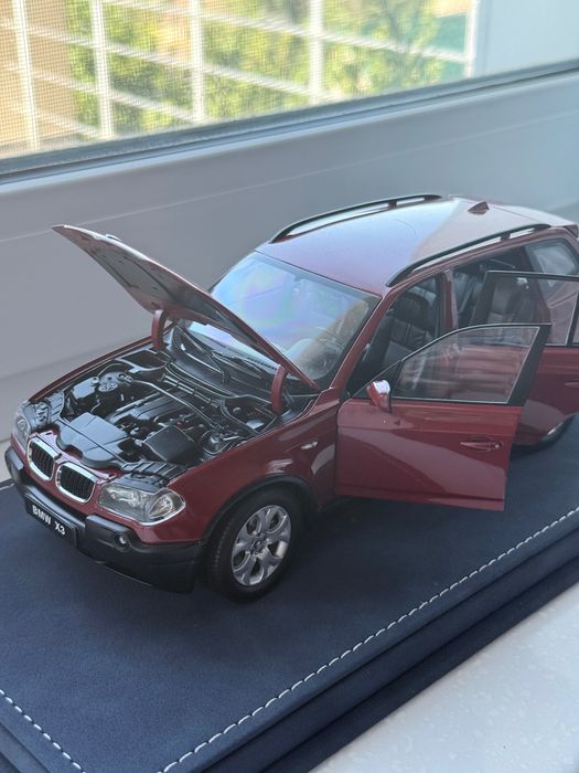 Колекционерски модел BMW X3 Kyosho 1:18