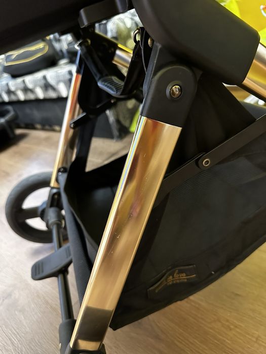 Бебешка количка Chipolino Elit