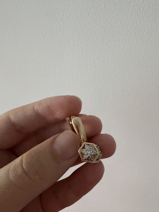 Серьги золото продам