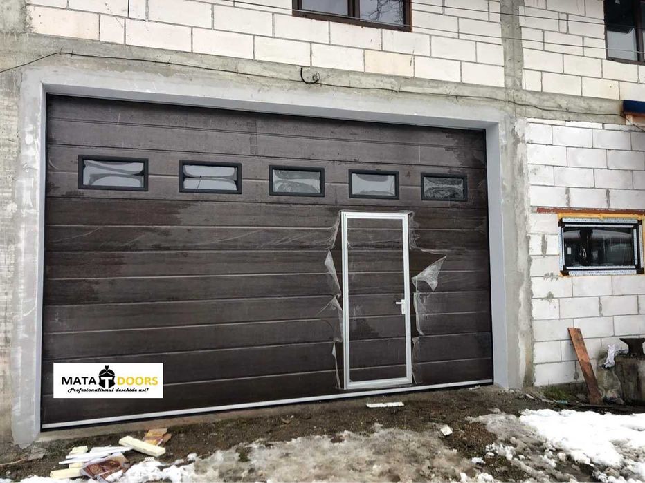 Usa L5xH2.3 gri.Usi sectionale/rezidentiale/industriale/hale/garaj