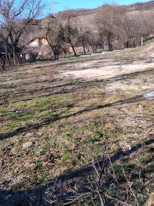 Vand teren intravilan sat Paulis comuna Soimus