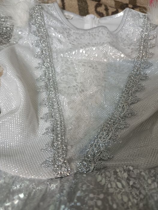 Продам детское платье