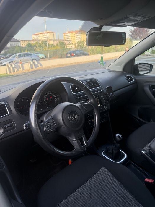 VOLKSWAGEN Polo 2012 — imagine 4