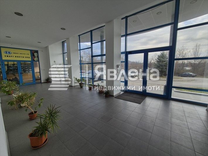 Продава се Промишлена сграда в Габрово, Борово - 2364 кв.м за 974 €/кв.м - Снимка #2