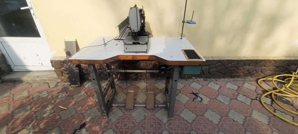 Tikuv mashinalar sotiladi