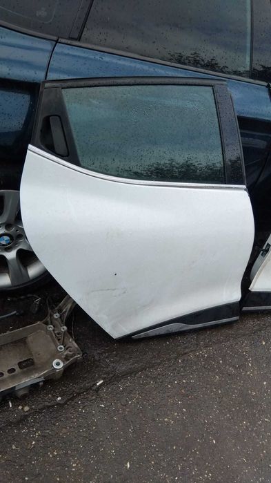 Usa stanga/dreapta spate Renaul Clio 4 hatchback 2014