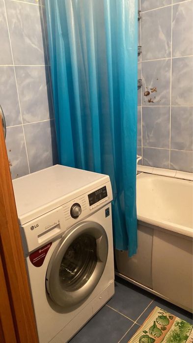 Сдам 4-х компантную квартиру