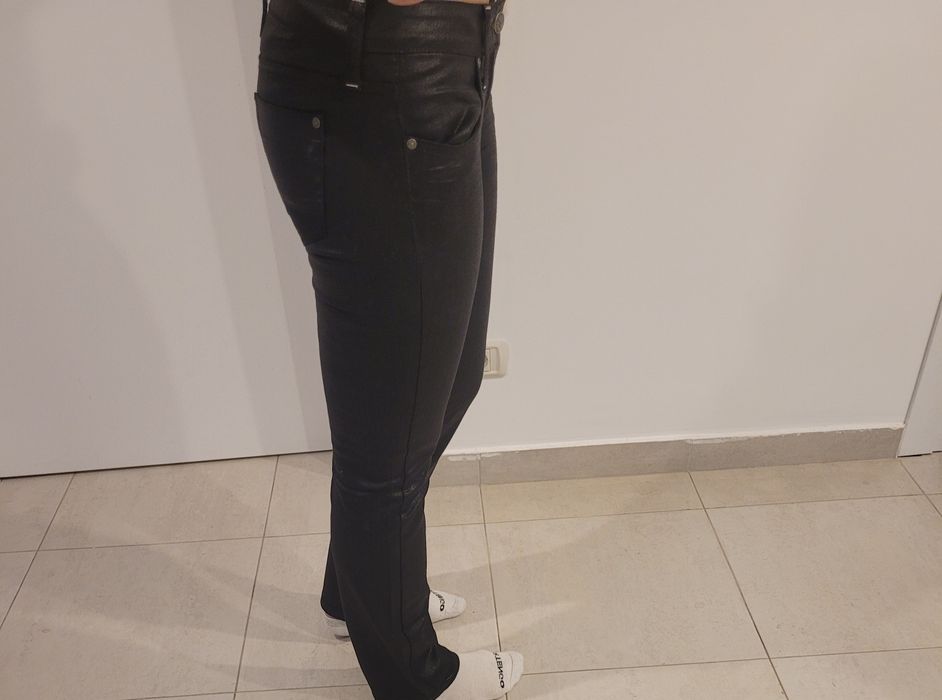 Blugi Straight W 29 L 32 luciosi