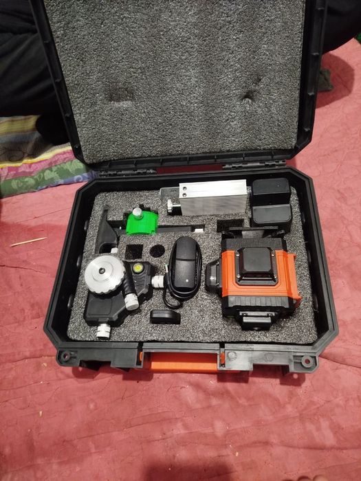 Лазеный уровеьнь