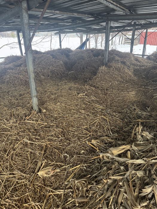 Продам соевую солому