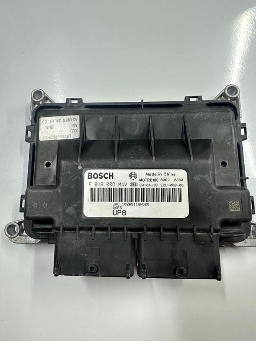 JAC J7 Мозга Модель  Motronic 8067 Производитель BOSCH