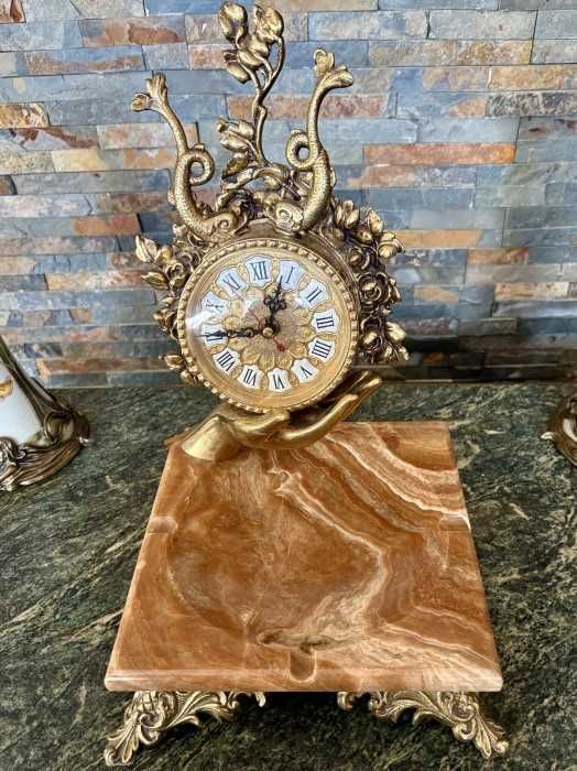 Superba piesa decor-scrumiera marmura-ceas armonios decorat-bronz-alama dore-Italia