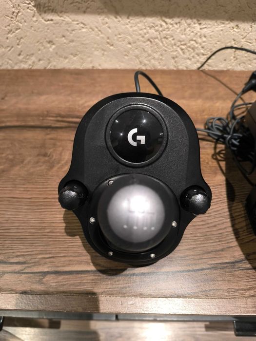 Logitech G923 + Shifter (PC / PlayStation)