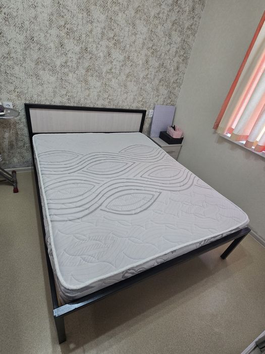 Продам кровать 150×190