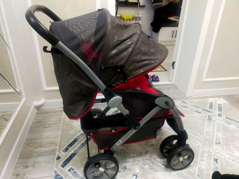 Детская удобная  коляска