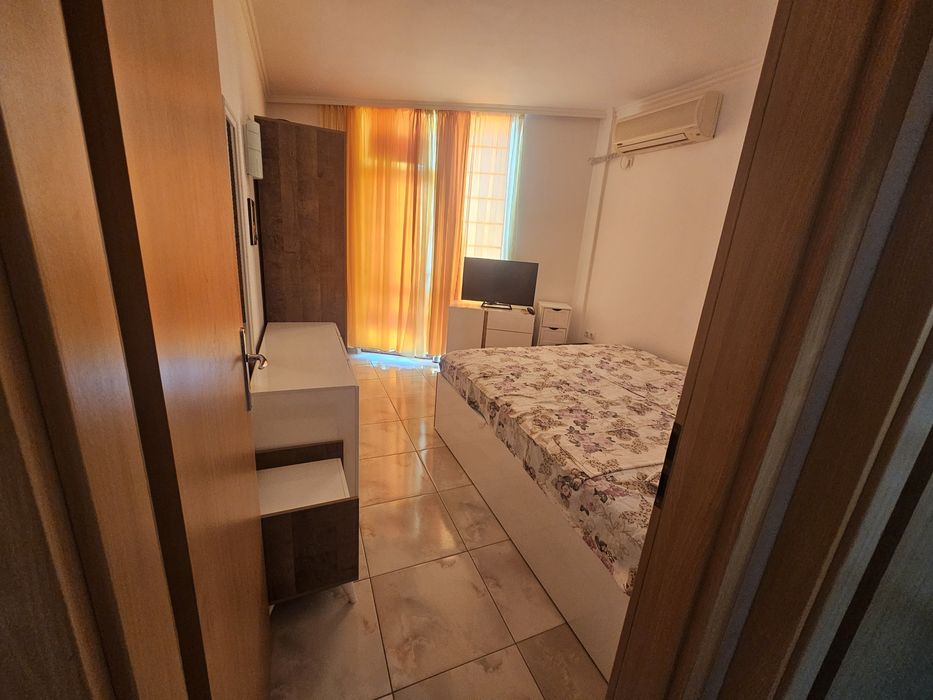 Дава се под наем Тристаен апартамент в к.к. Слънчев бряг - 100 кв.м за 102 € - Снимка #11