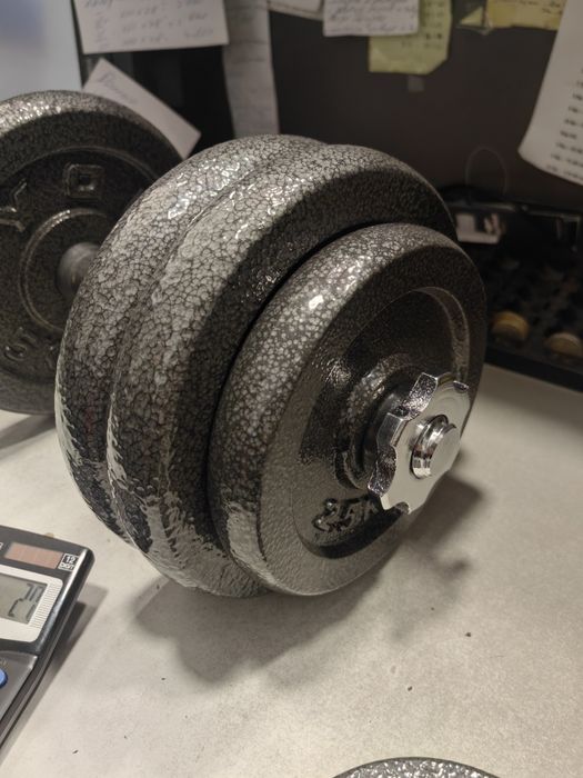 дъмбели за тренировка