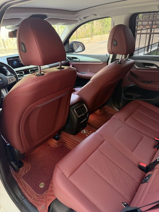 BMW iX3, М пакет, 2023, Фулловая, состояние идеал. Карска чистая.