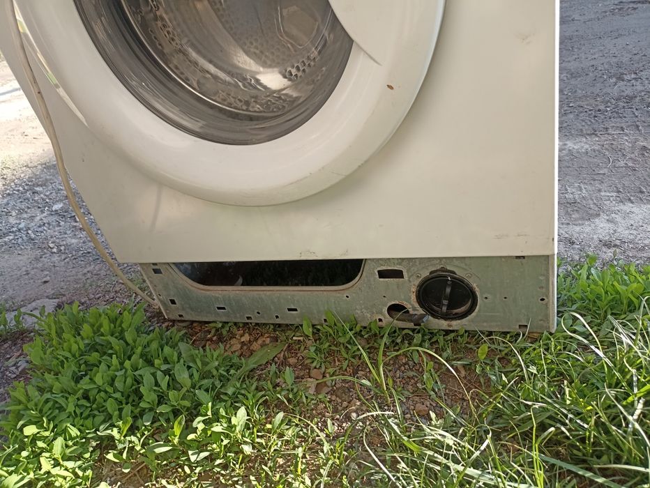 Продам стиральную машину