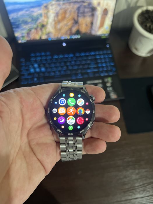 Продам умные часы Huawei Watch GT 5