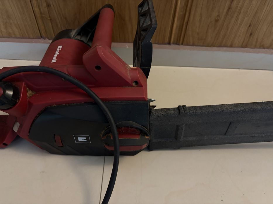 Резачка за дърва Einhell електрическа